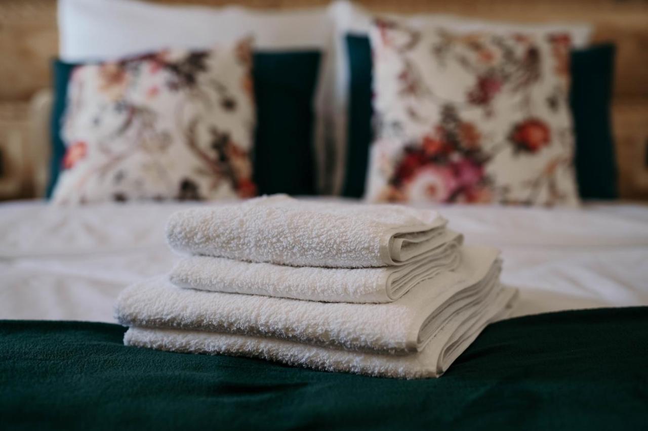 Bed and Breakfast Tarasowka U Zajaca Czerwienne Exterior foto