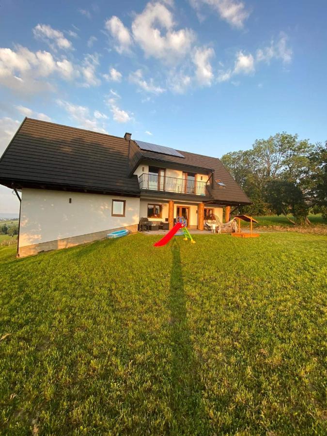 Bed and Breakfast Tarasowka U Zajaca Czerwienne Exterior foto